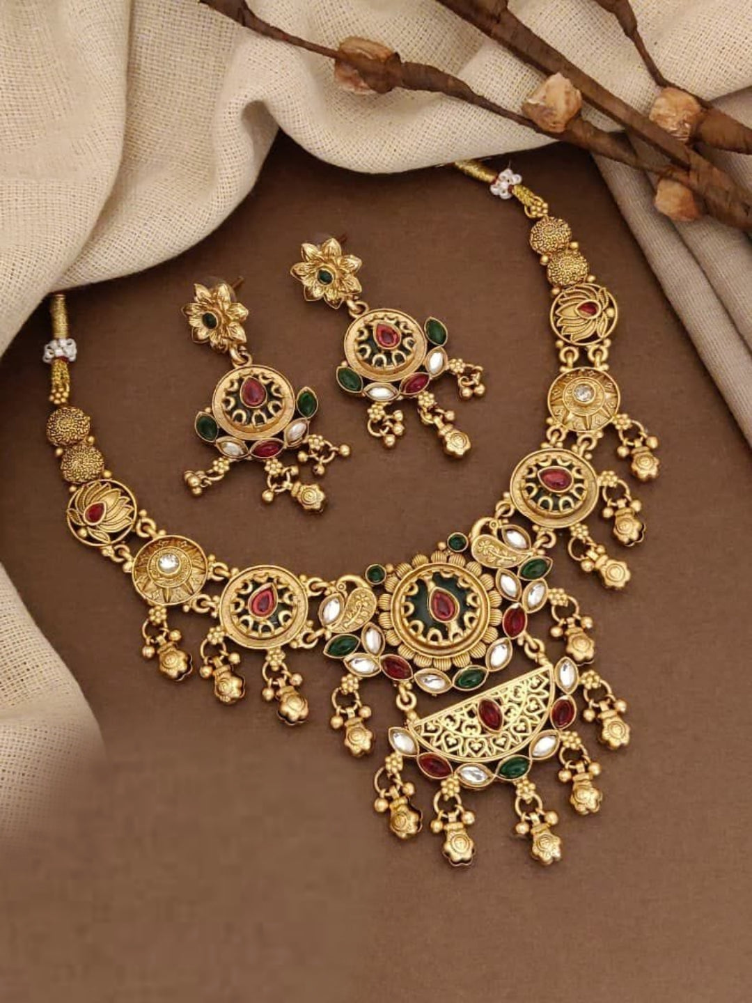 Bling On Antique Gold Plated Choker Jewelry Set For Women