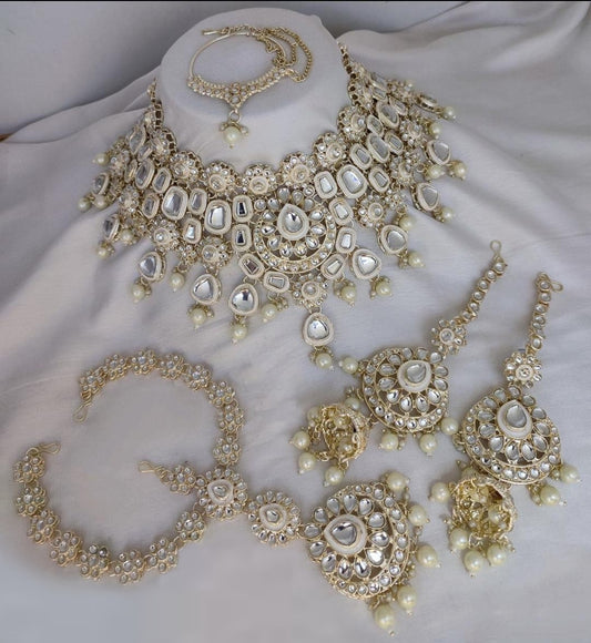 Elegant White Bridal Necklace Set