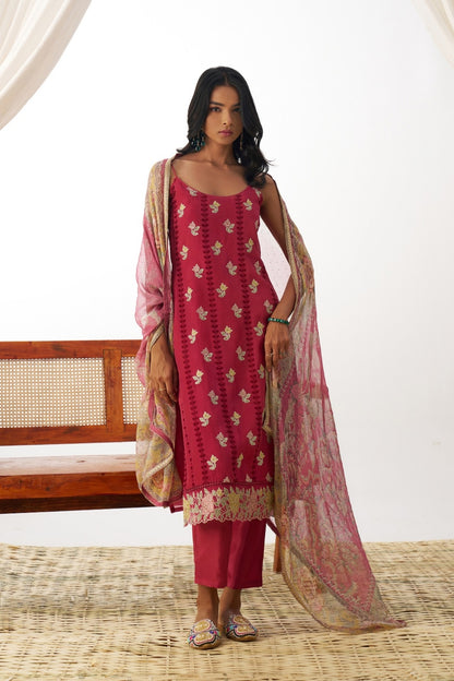 Women Dark Pink Pure Organza Spaghetti Sleeveless Suit Set
