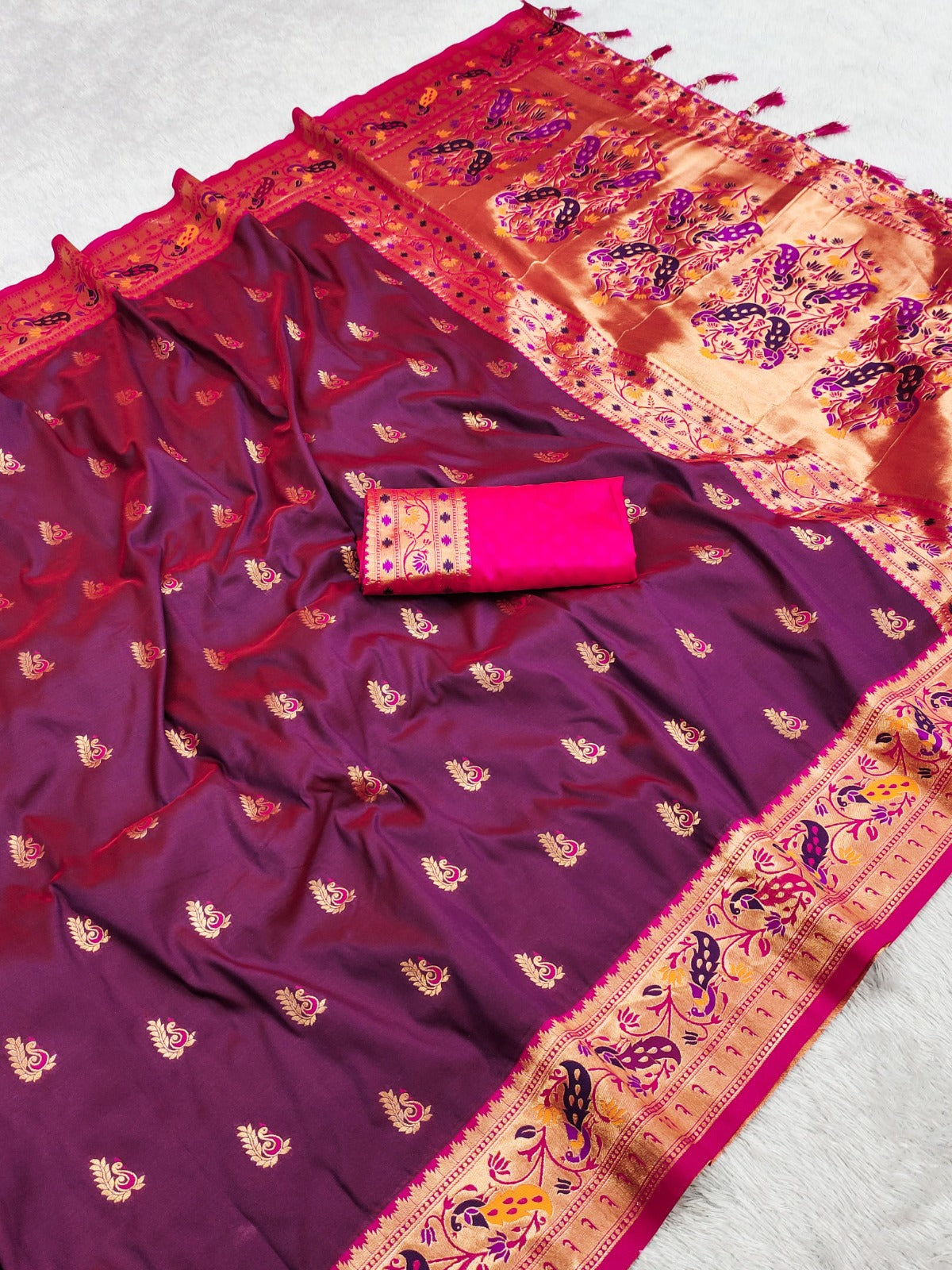 Women Burgundy Soft Silk Saree
